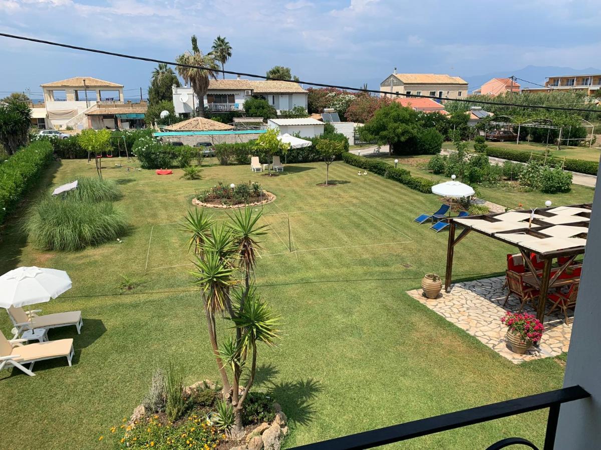 Eleftheria Studios And Apartments Acharavi  Bagian luar foto